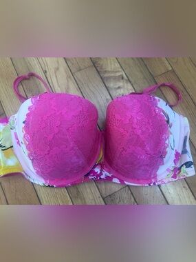 Cacique 40DD Women's Hot Pink Lace Push-Up Bra